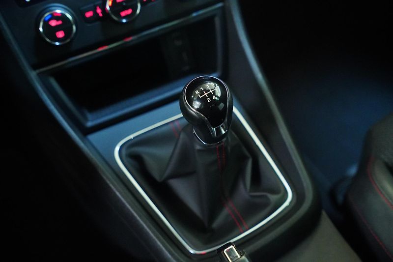 Seat Leon - fotka 23 z 26