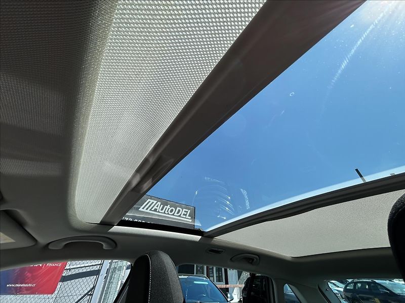 Škoda Rapid 1,2 TSi 81kW Monte Carlo, ALU - fotka 30 z 50