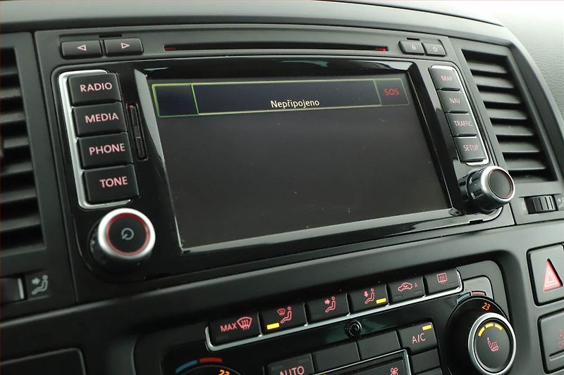 Volkswagen Multivan (2013) Highline 2.0 TDI - fotka 18 z 22