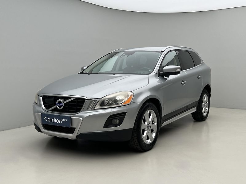 Volvo XC60 D5 AWD SUMMUM MAN CZ - fotografie inzerátu