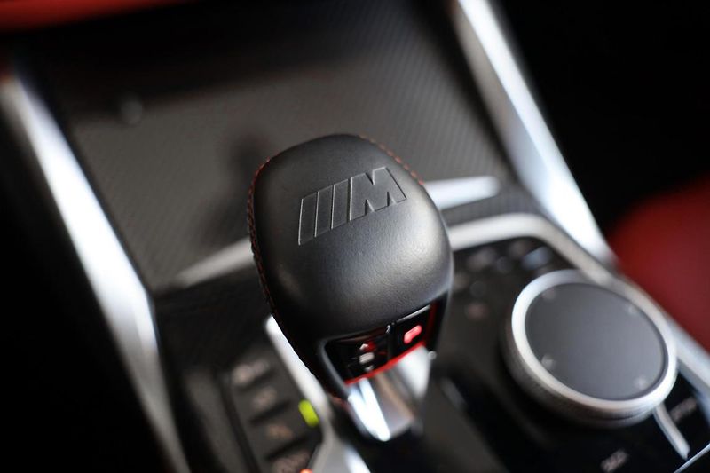 BMW M4 Competition M xDrive - fotka 15 z 35