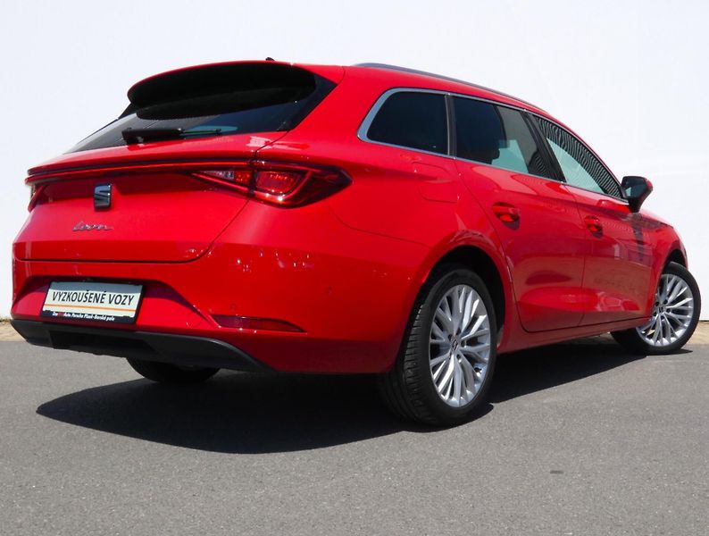 Seat Leon (2022) Combi Xellence 1,5 TSI 110KW - fotka 10 z 30