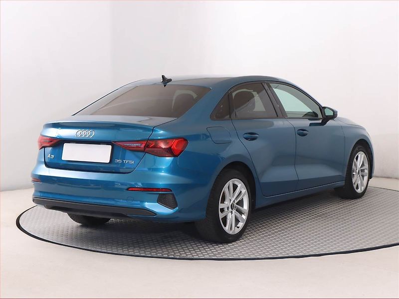 Audi A3 (2022) 35 TFSI - fotka 5 z 19