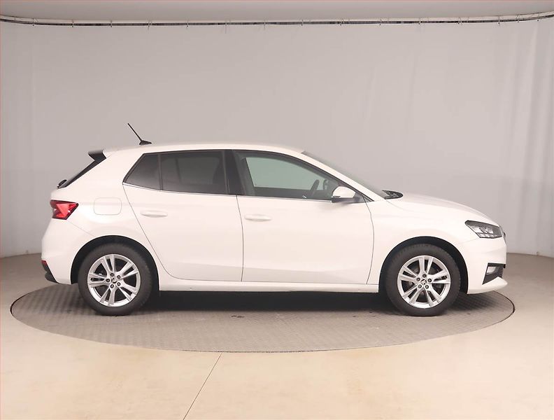 Škoda Fabia (2025) 1.0 TSI, Top Selection, FullLe - fotka 6 z 18