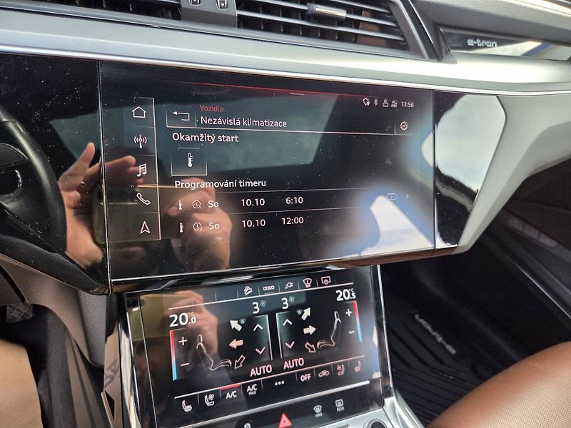 Audi e-tron (2021) Quattro 300kW Advanced - fotka 32 z 48