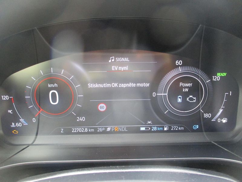 Ford Kuga 2.5 PHEV ST-LINE 29tkm! - fotka 14 z 50
