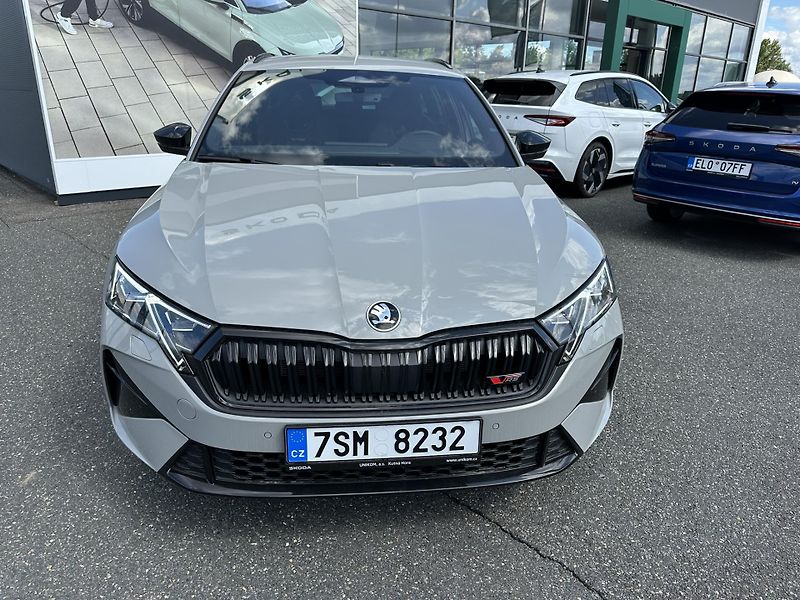 Škoda Octavia (2026) Combi RS  - fotka 2 z 13