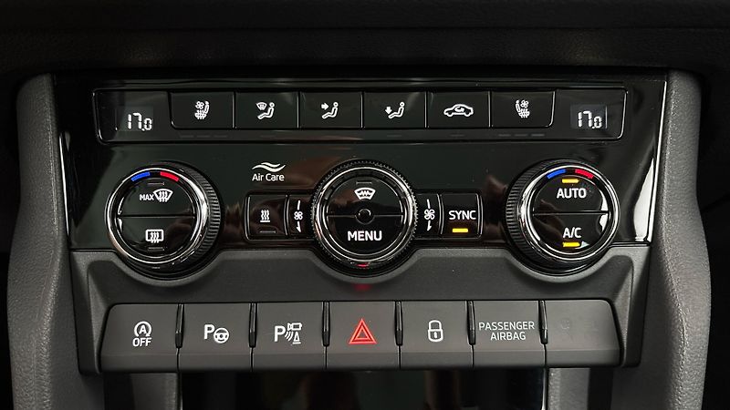 Škoda Kodiaq 2.0 TSI DSG 4x4 L&K - fotka 13 z 34