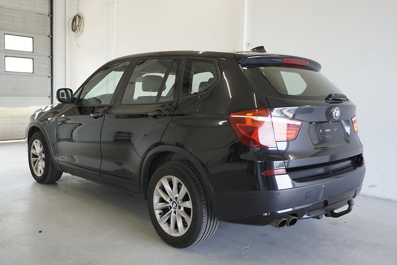 BMW X3 3,0 XDRIVE30D AUTOMAT - fotka 7 z 29