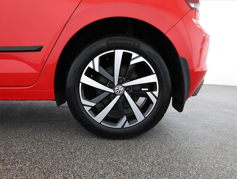 Volkswagen Polo (2018) Beats 1.0 TSI, Serv.kniha - fotka 17 z 17