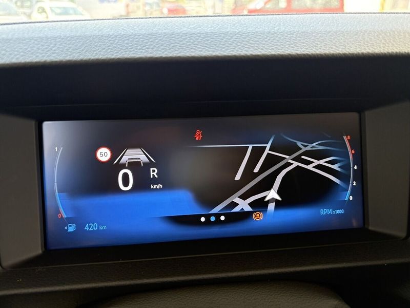 Toyota ProAce Verso 2,2 L1 2,0D AT8 7S VIP - fotka 27 z 37