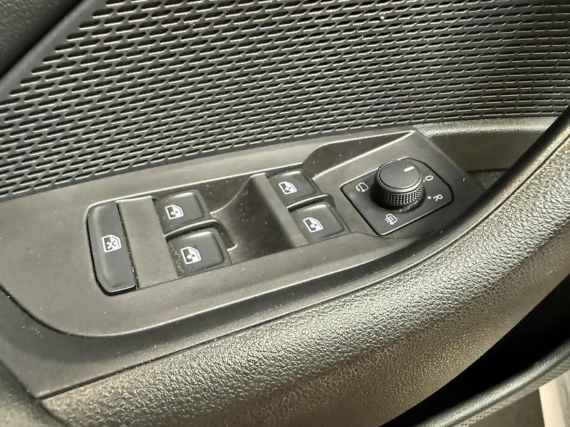 Škoda Octavia 2.0 TDI 85kW Style - fotka 10 z 15