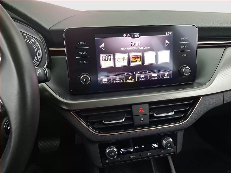 Škoda Kamiq (2021) 1.0 TSI, Automat, Serv.kniha - fotka 12 z 21