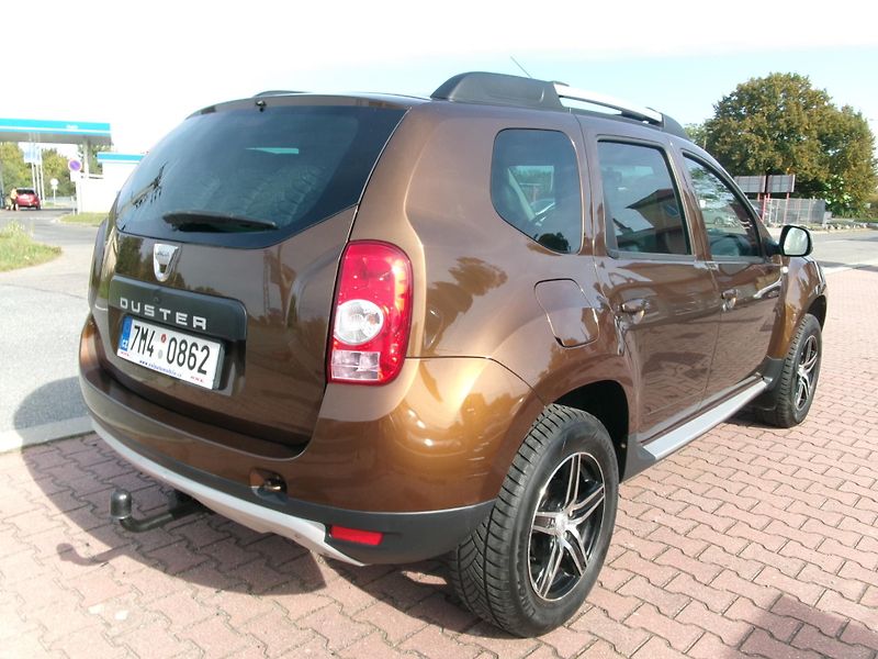 Dacia Duster 1,6 16V KLIMA 4X4 PRESTIGE  - fotka 7 z 28