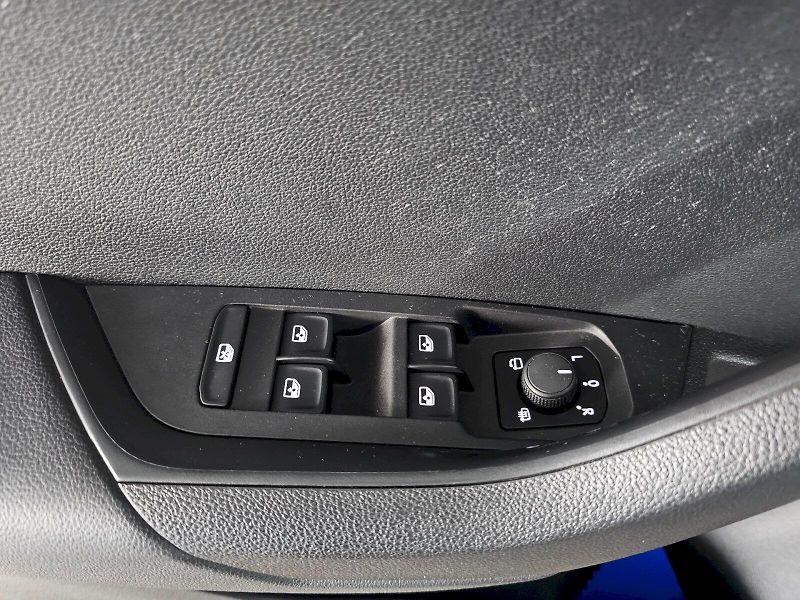 Škoda Karoq (2019) 1.5TSI 110KW AMBITION - fotka 25 z 30