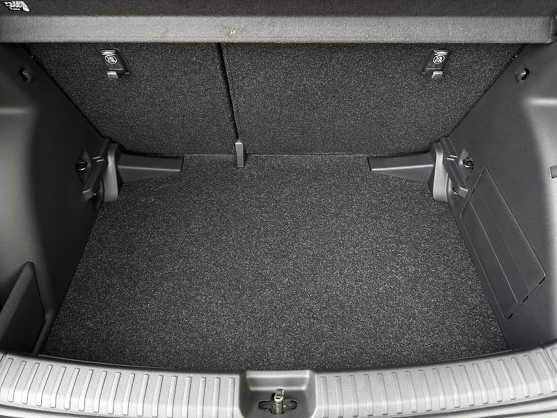 Škoda Fabia 1.0TSi DSG Monte Carlo 116PS B - fotka 41 z 41