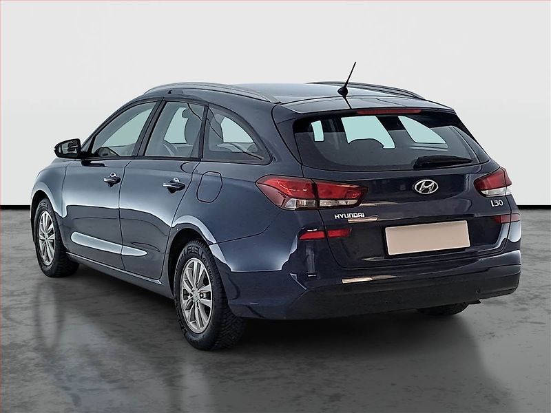 Hyundai i30 (2018) 1.0 T-GDI, Serv.kniha - fotka 4 z 16