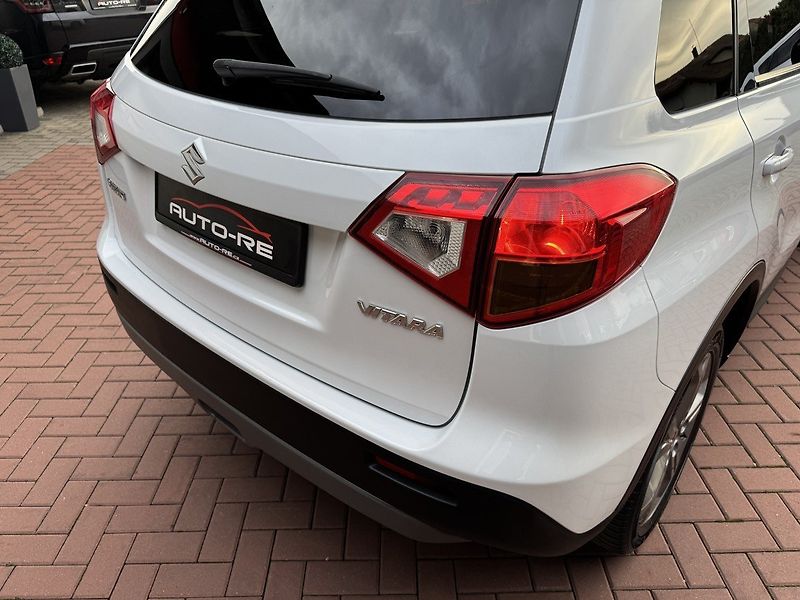 Suzuki Vitara (2017) 1.6iVVT Navi Digi Klima Kamera - fotka 40 z 50