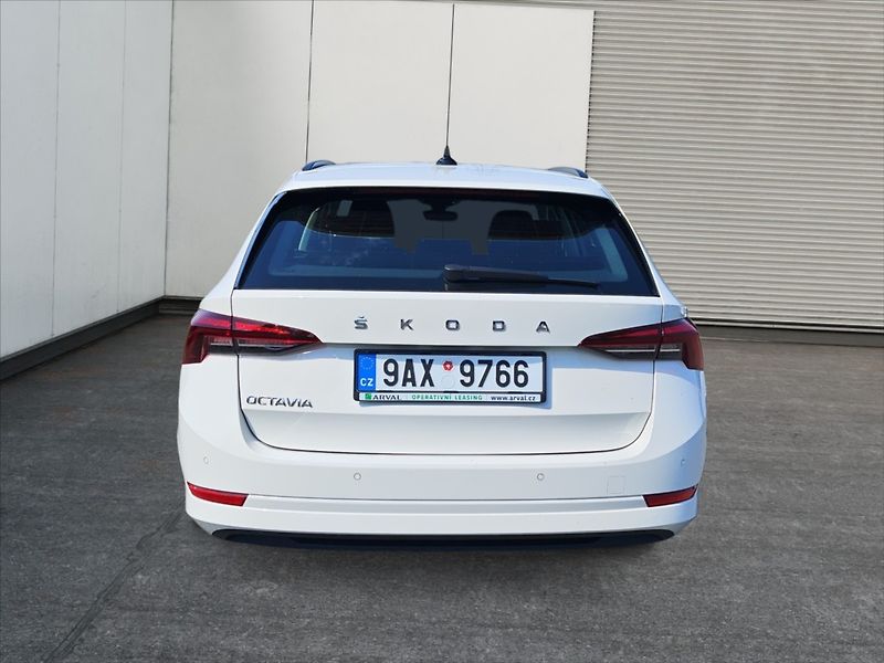 Škoda Octavia 2,0 TDI 85 Ambition - fotka 4 z 11