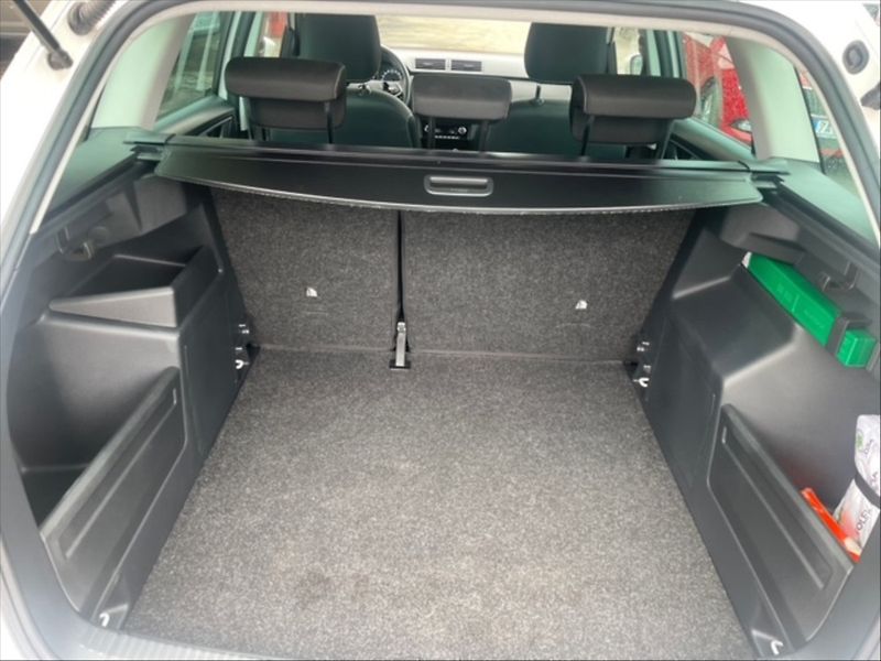 Škoda Fabia 1,0 TSI 70 Ambition - fotka 6 z 11