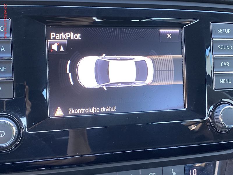 Škoda Octavia (2014) 1.2 TSi, ČR, AC, park.čidla - fotka 16 z 16