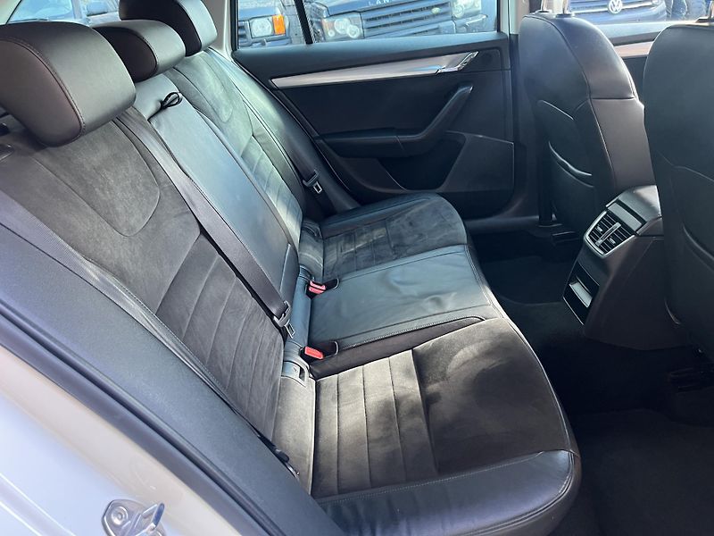 Škoda Octavia (2014) 1,8 TSi DSG - fotka 17 z 22