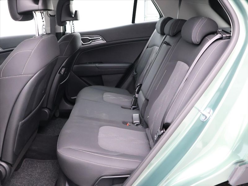 Kia Sportage 1,6 T-Gdi 118kW Exclusive DPH - fotka 13 z 36