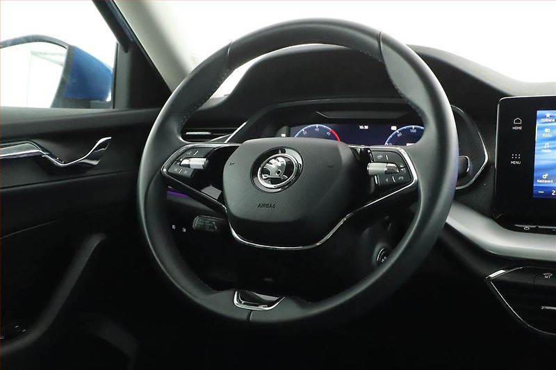 Škoda Octavia (2023) Style 2.0 TDI, ČR,1.maj - fotka 8 z 20
