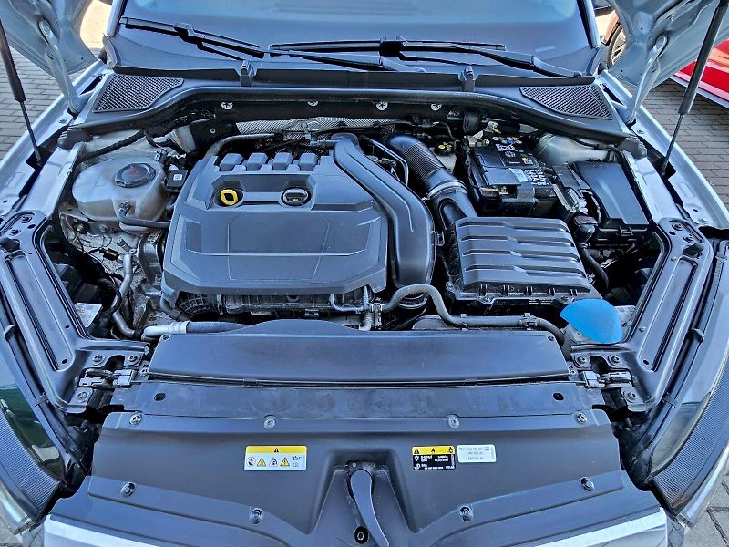 Škoda Octavia (2024) COMBI Ambition PLUS TSI 110/1. - fotka 26 z 26