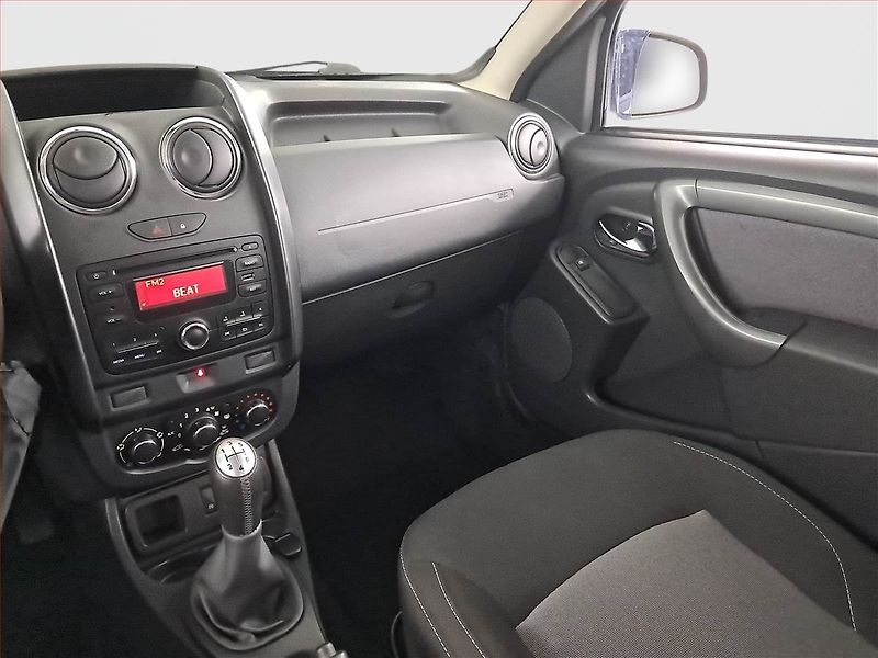Dacia Duster (2016) 1.6 SCe - fotka 8 z 18