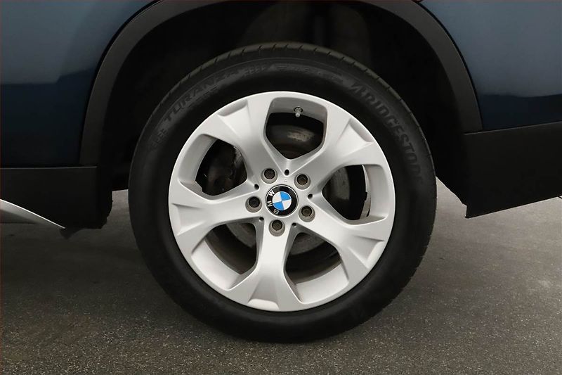 BMW X1 (2015) xDrive18d, 4X4, Automat - fotka 17 z 17