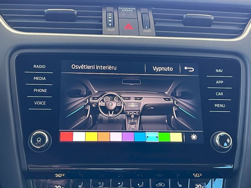Škoda Octavia (2018) 1.5 TSI 110kW DSG Style Plus c - fotka 17 z 31