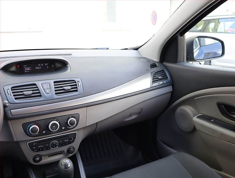 Renault Mégane (2012) 1.5 dCi, Serv.kniha, Tempomat - fotka 8 z 16