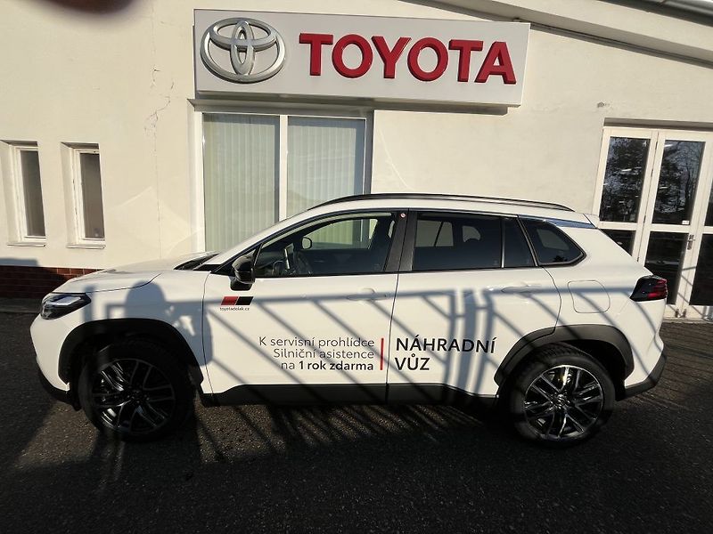 Toyota Corolla Cross 1.8L HEV Style - fotka 3 z 29