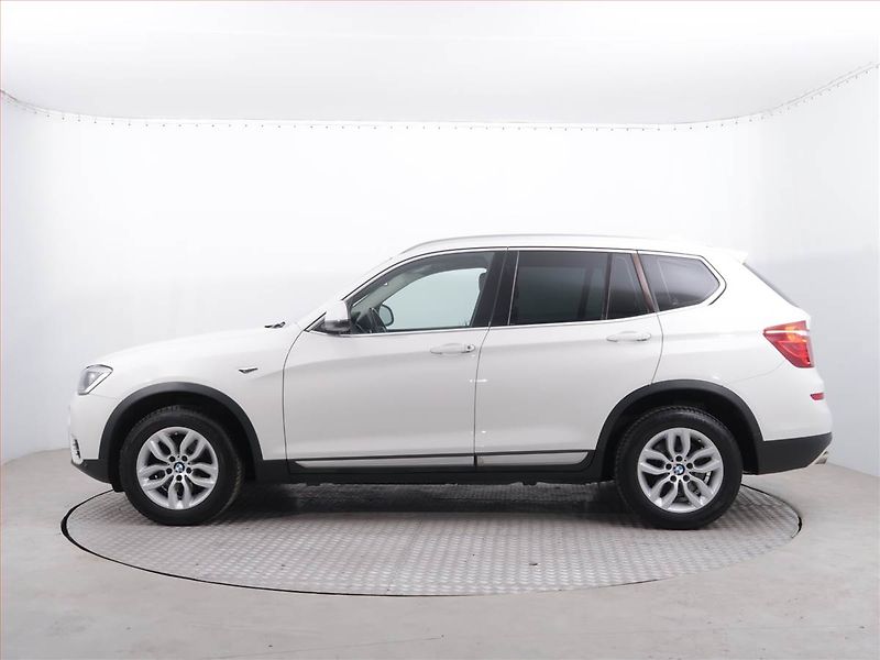 BMW X3 (2015) xDrive20d, 4X4, Automat - fotka 3 z 22