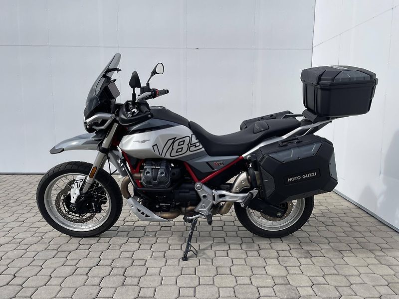 Moto Guzzi (2026) V85 TT E5+ - fotka 8 z 13