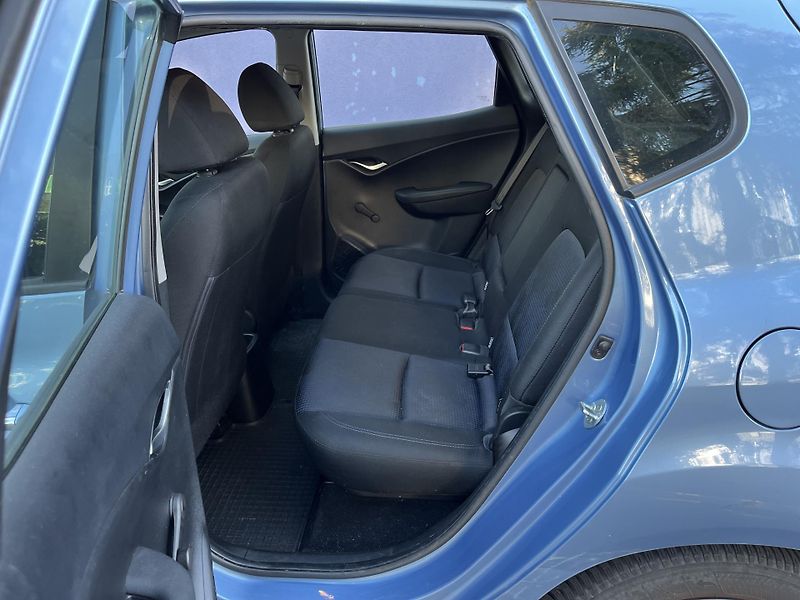 Hyundai ix20 1,4i  /LPG/1.maj./ČR /servis - fotka 14 z 33