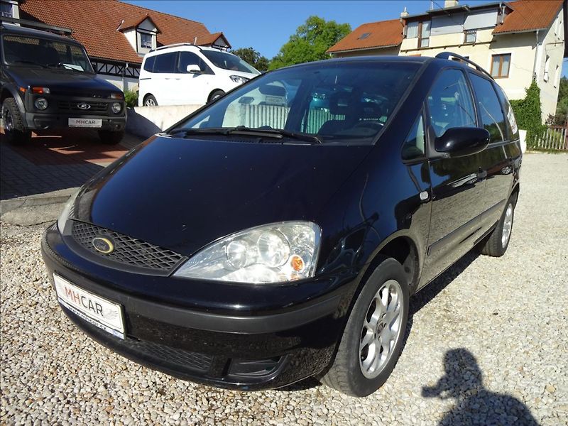 Ford Galaxy 1,9 TDI 85 kW 7.MÍST - fotka 3 z 40