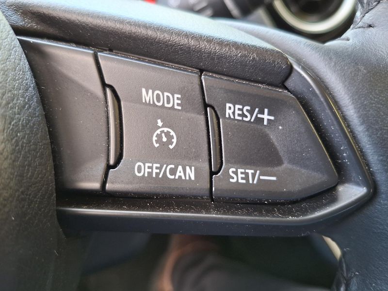 Mazda 2 1.5 benzin Rezervace - fotka 10 z 31