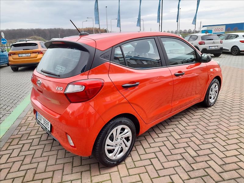 Hyundai i10 1,0 MPi AUTOMAT - fotka 5 z 18