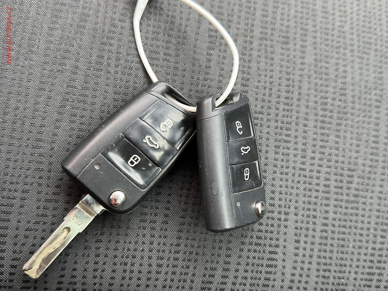 Škoda Octavia (2018) 2.0 TDi, DSG, LED, AC - fotka 24 z 24