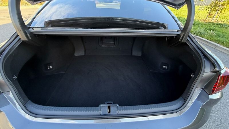 Lexus ES 300h 300H 2,5 HEV LIMITED EDITION - fotka 24 z 26
