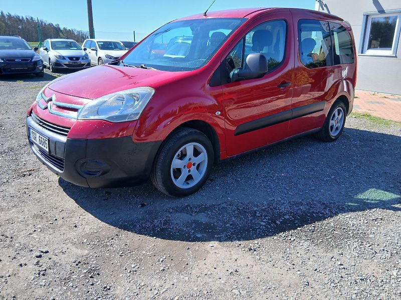 Citroën Berlingo 1.6 HDI, ALU - fotka 1 z 31