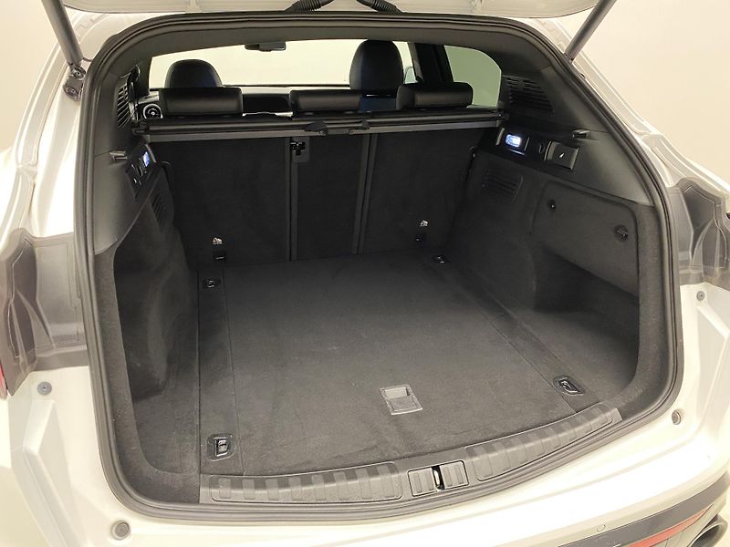 Alfa Romeo Stelvio VELOCE 2.2JTDm Q4 AUT - fotka 6 z 56
