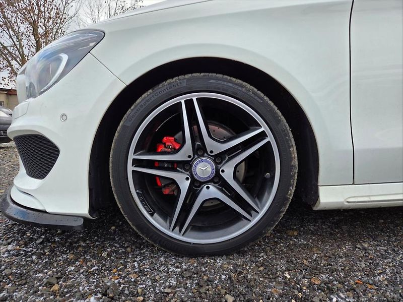 Mercedes-Benz CLA 1,8 100 KW 200 CDi automat - fotka 25 z 26