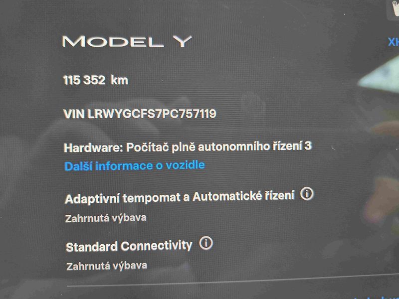 Tesla Model Y (2023) RWD 255kW Standard Rang SOH90% - fotka 14 z 17