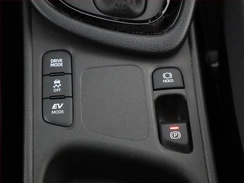 Toyota Yaris (2025) Style 1.5 VVT-i Hybrid - fotka 22 z 26