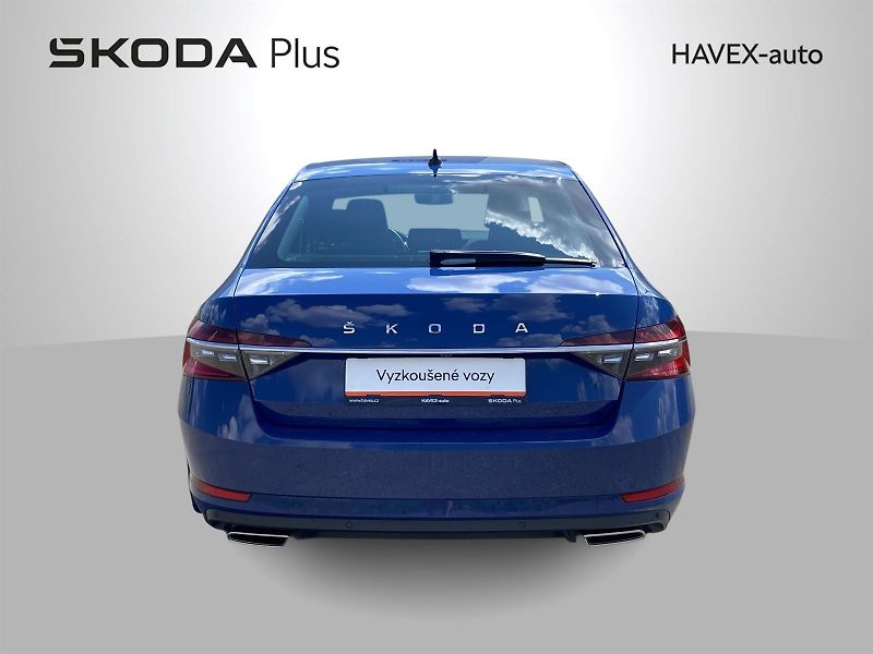 Škoda Superb (2022) 2.0 TSI 206kW 4x4 DSG L&K - fotka 41 z 41