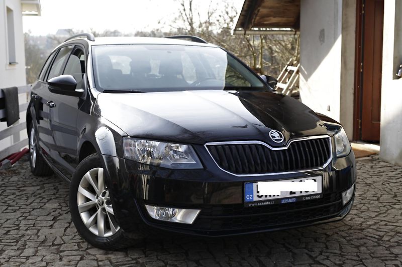 Škoda Octavia 1.6TDi,2xALU,2.maj,CZ,STK-2028 - fotka 1 z 22