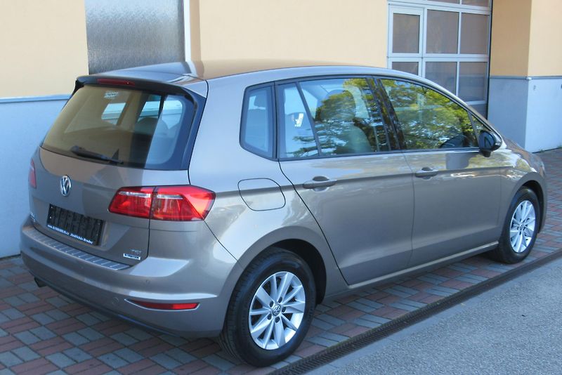 Volkswagen Golf Sportsvan 1.2 TSi DSG AUT.KLIMA SADA KOL - fotka 5 z 37